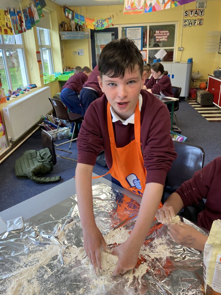 Pizza making in fifth class