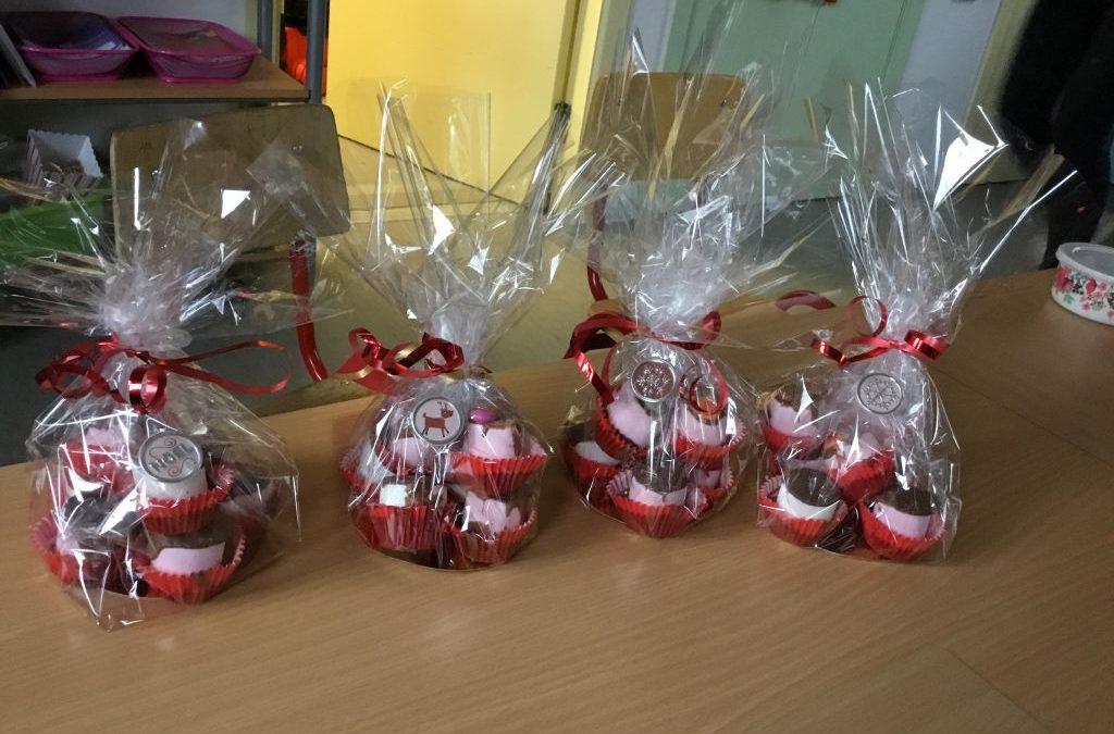 We made delicious Christmas treats🎄
